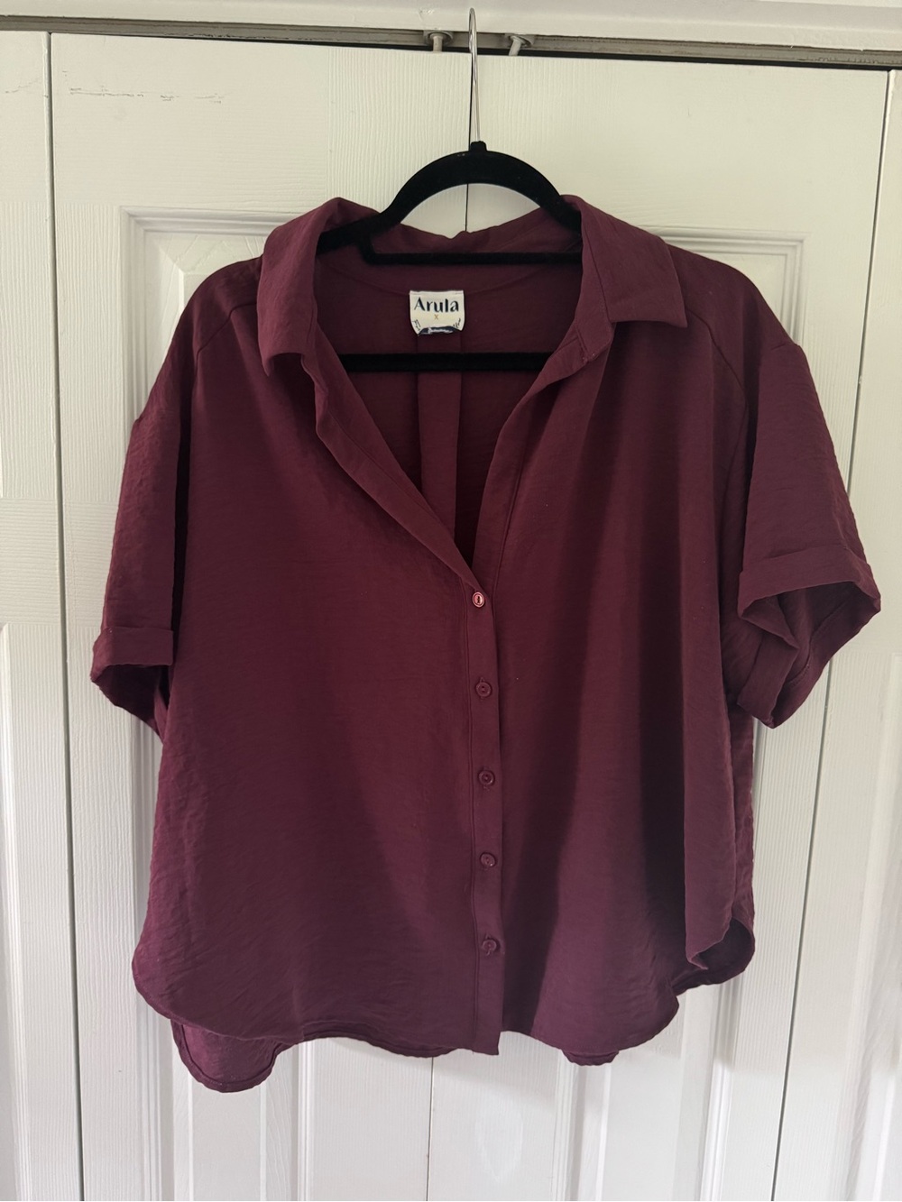 ARULA Wine Button-Down Short Sleeve Shirt